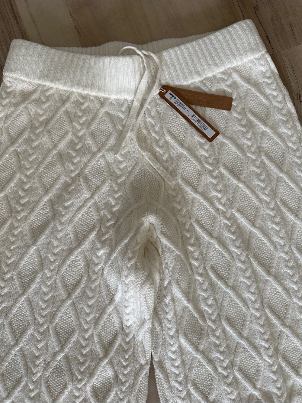 SKIMS Snow Bunny Shop Cableknit Pants RARE NWT​ - Picture 3 of 5